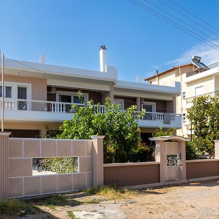 Luxury & Cozy Apartment Messini Exterior photo