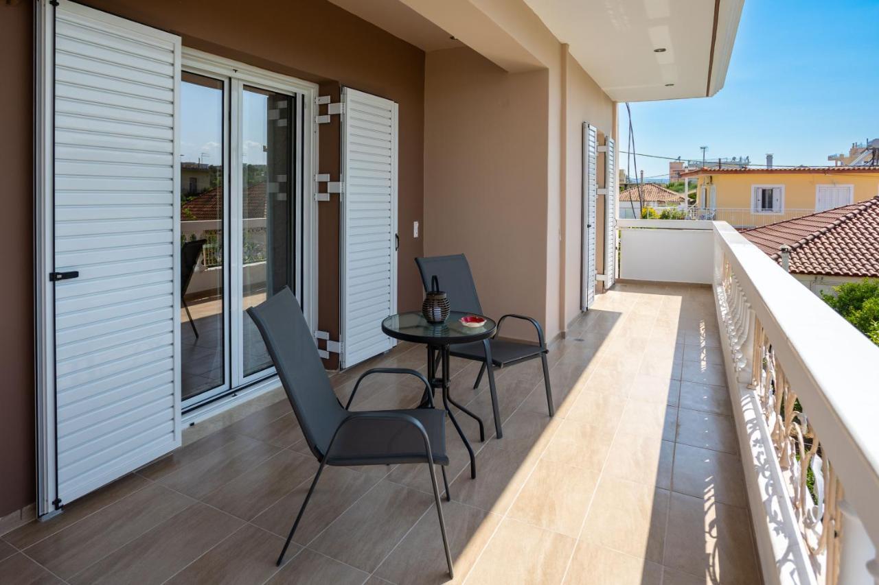 Luxury & Cozy Apartment Messini Exterior photo