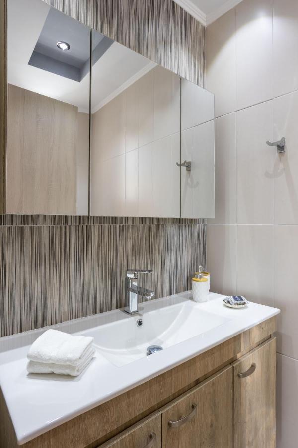 Luxury & Cozy Apartment Messini Exterior photo